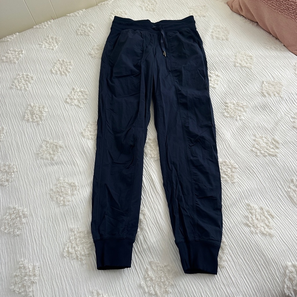 lululemon dance studio joggers!